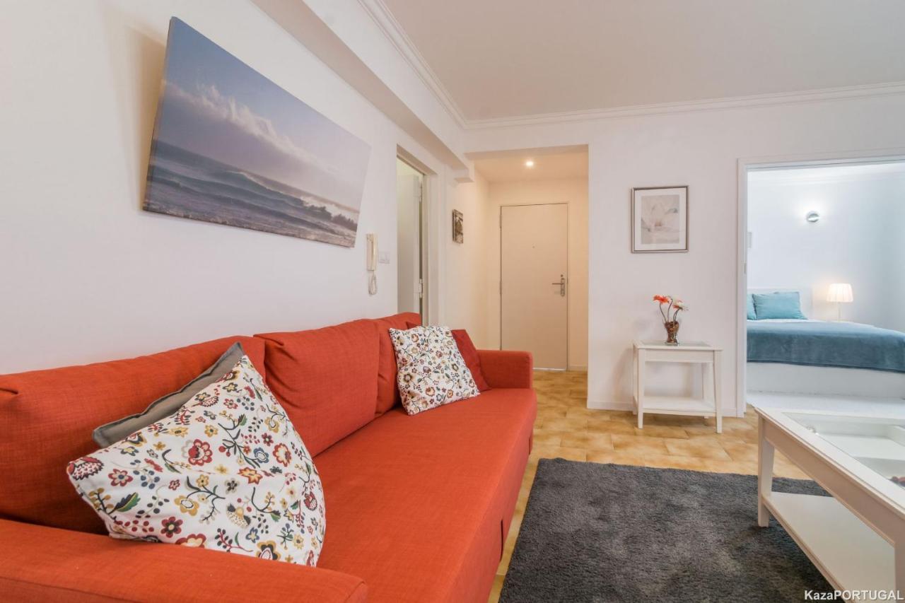 شقة Santa Catarina Terrace إستوريل المظهر الخارجي الصورة